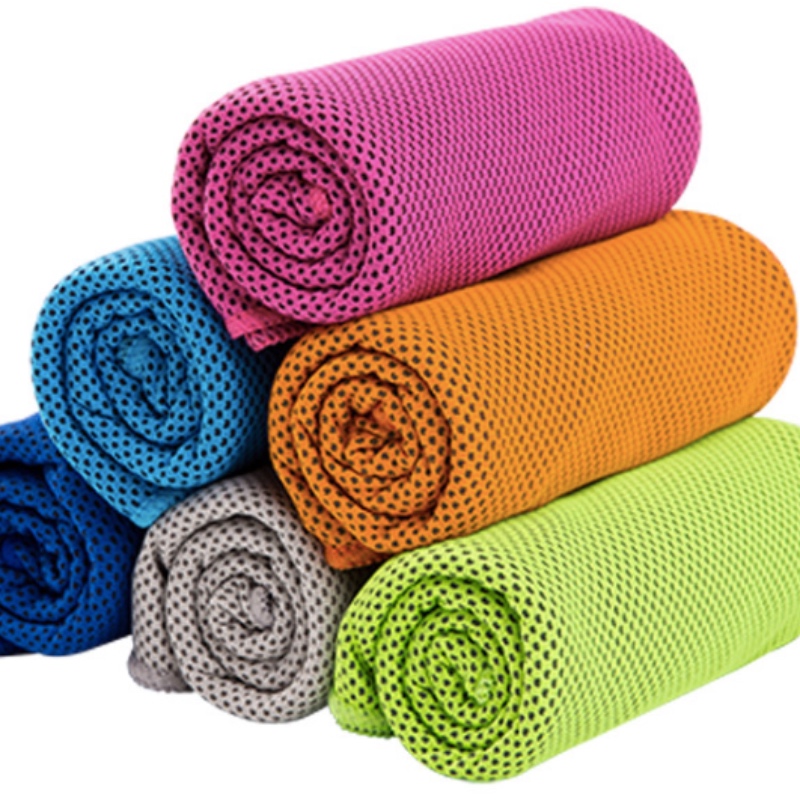 Firnó Mná Fuarú Tuáillí Ice Spóirt Fuarú Tuáille Microfiber Fuar Towel do Yoga Giomnáisiam Taisteal Camping Outdoor